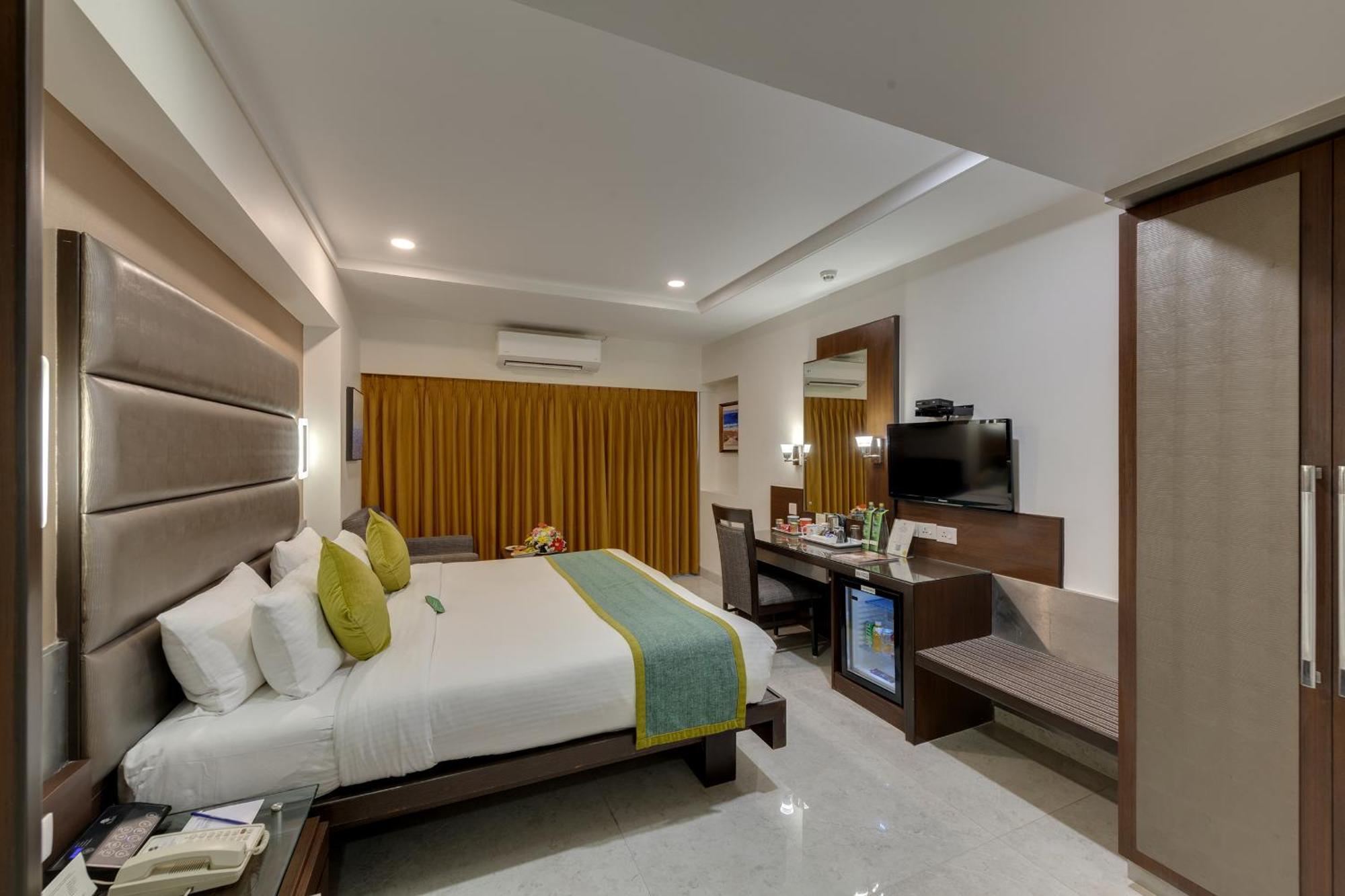 Hotel Suba Galaxy Mumbai Bombaim Exterior foto